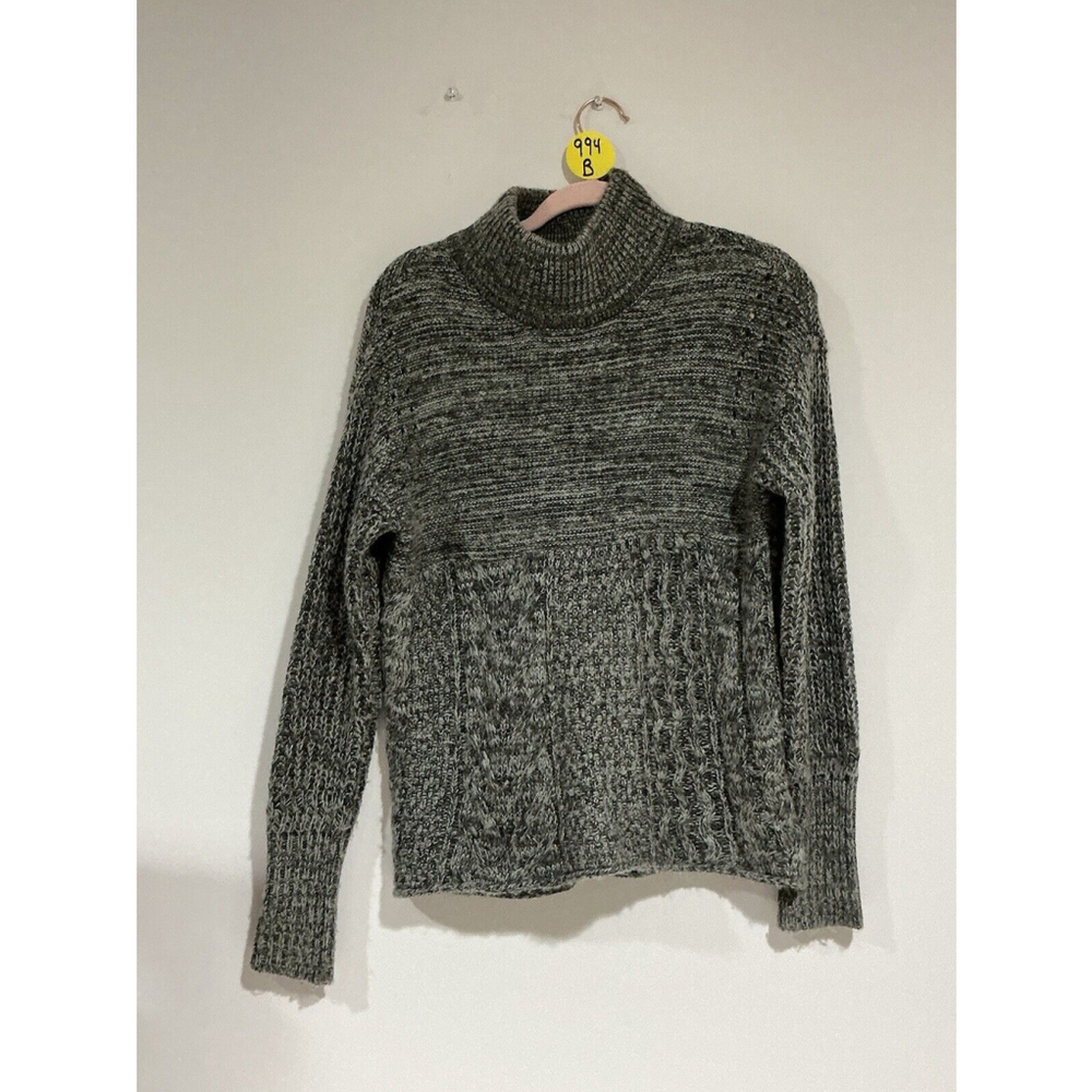 Woman’s Simply Vera Vera Wang Sweater Small Gray Black Cable Knit Mock Neck